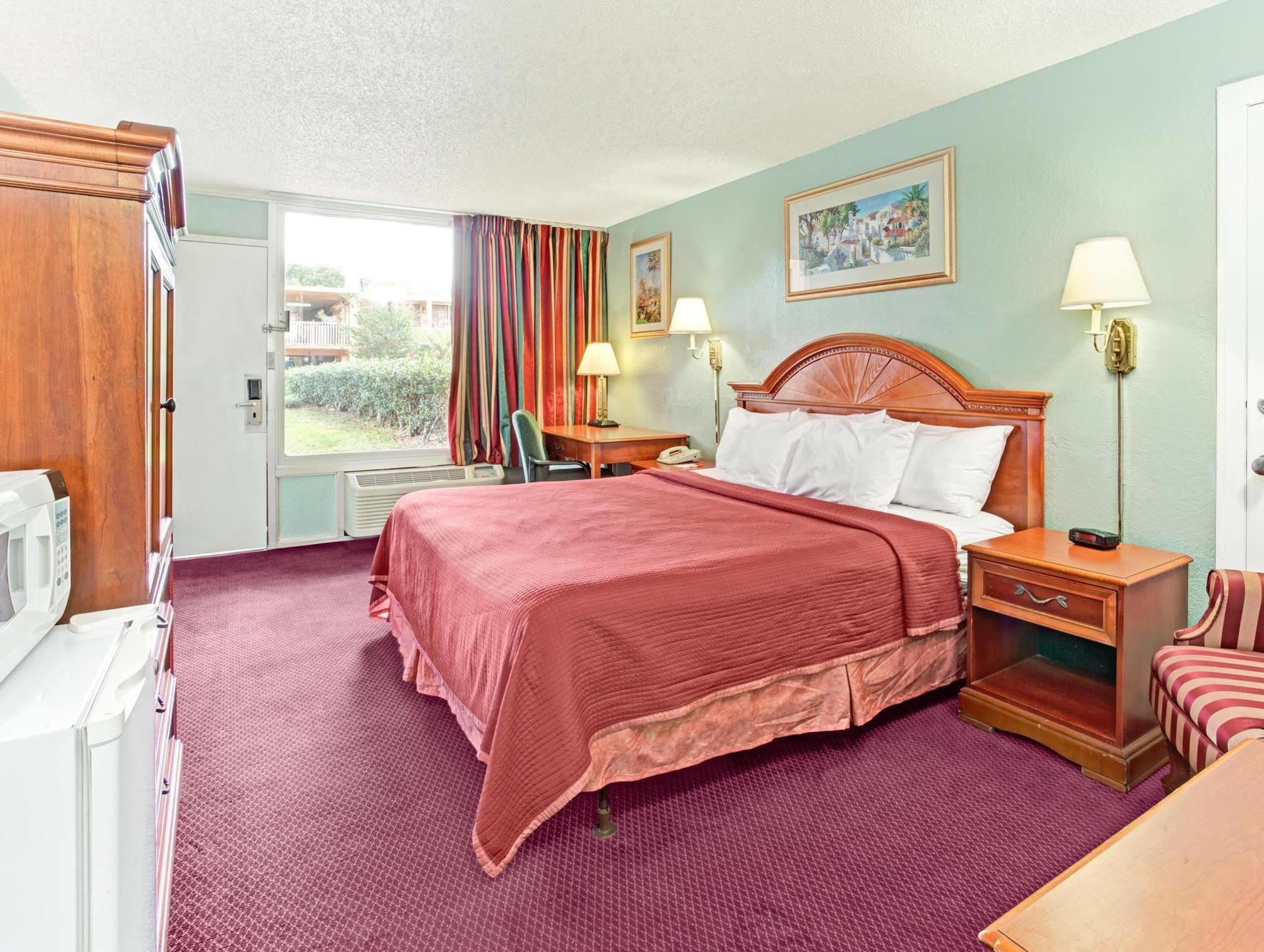 Howard Johnson By Wyndham Tropical Palms Kissimmee Ngoại thất bức ảnh