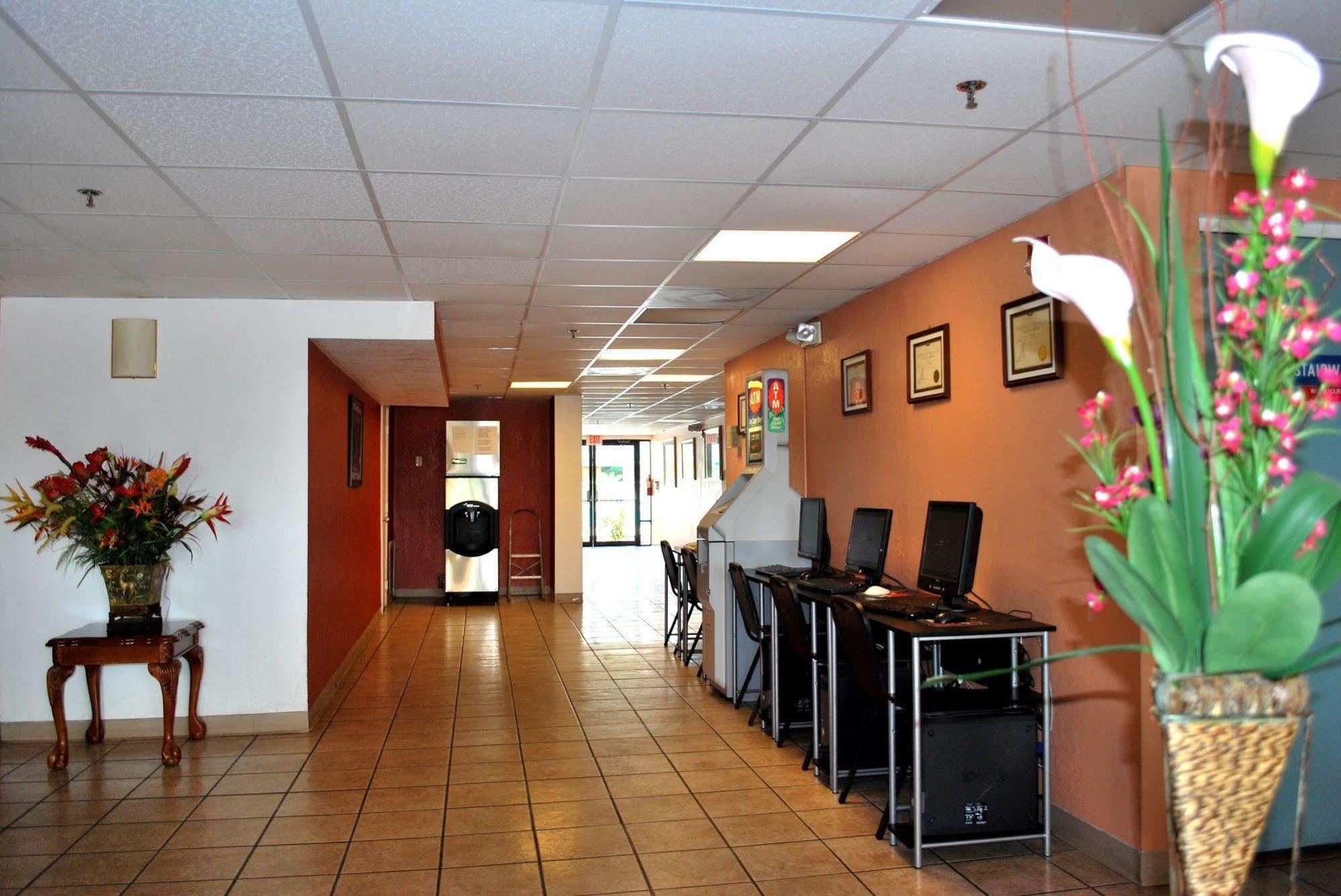Howard Johnson By Wyndham Tropical Palms Kissimmee Ngoại thất bức ảnh